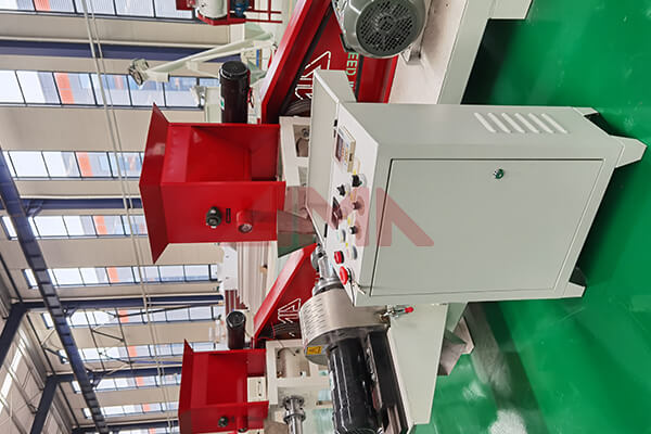 floating fish food extrudering machine from animal feed 